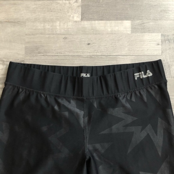 Fila Sport Black Matte Star Burst Capri Leggings L - Picture 3 of 7